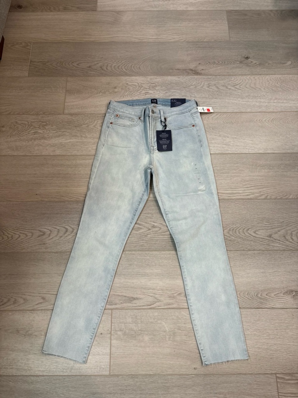 GAP Light Blue Skinny Jeans - Women's